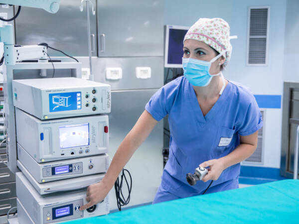 Tamponi e nuovi protocolli studiati ad hoc – Villa Bianca riprende l’attività chirurgica
