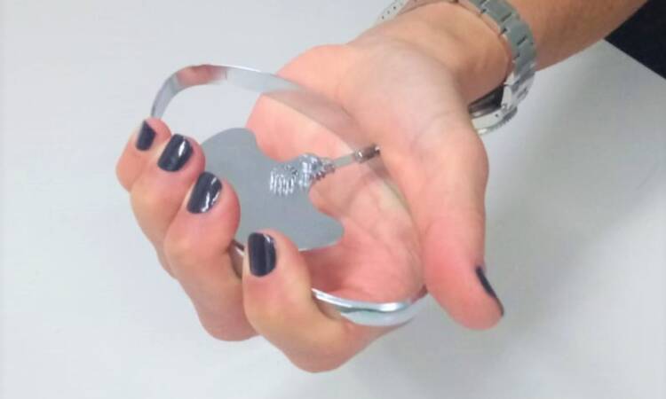 Hand Grip Test (Prova di Presa della Mano) per valutare i nostri bisogni nutrizionali
