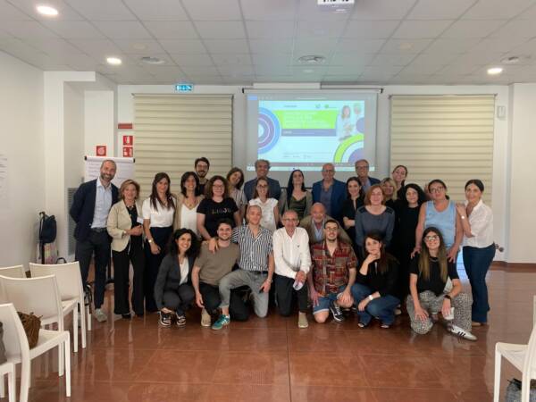 Comunicazione efficace tra operatori sanitari, pazienti e istituzioni